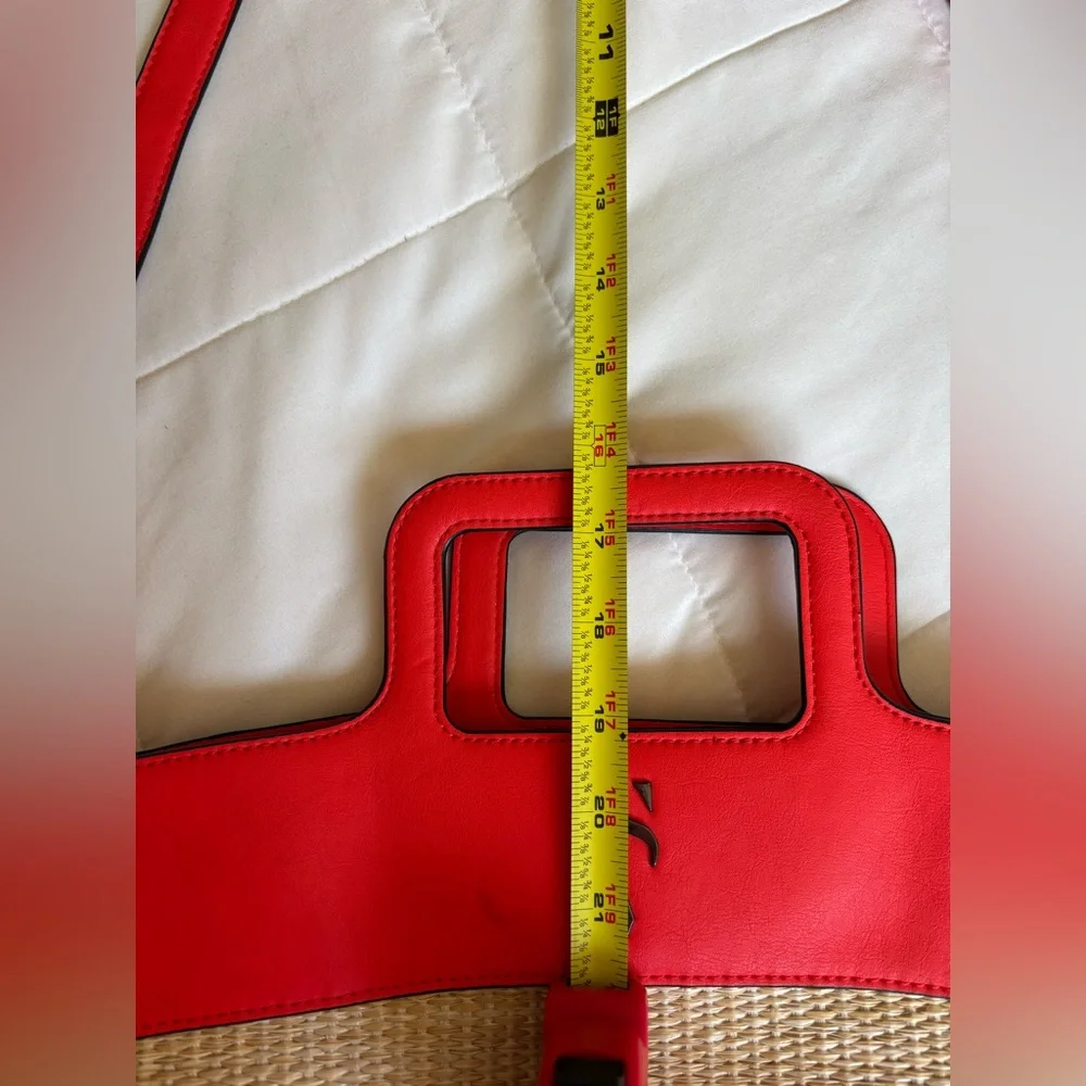 Simply Vera Wang Stylish Red and Tan Women's Bag - Picture 16 of 16